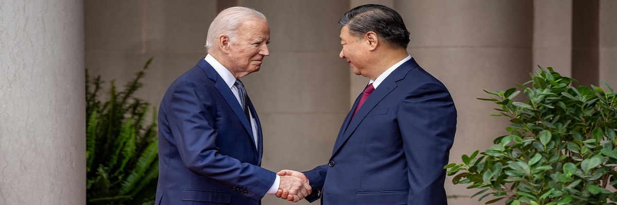 President Joe Biden and President Xi shaking hands